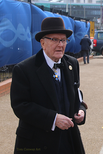 Robert Hardy actor writer historian by Tom Conway